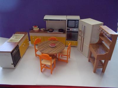1970 Lundby Tomy Kitchen Set Pristine